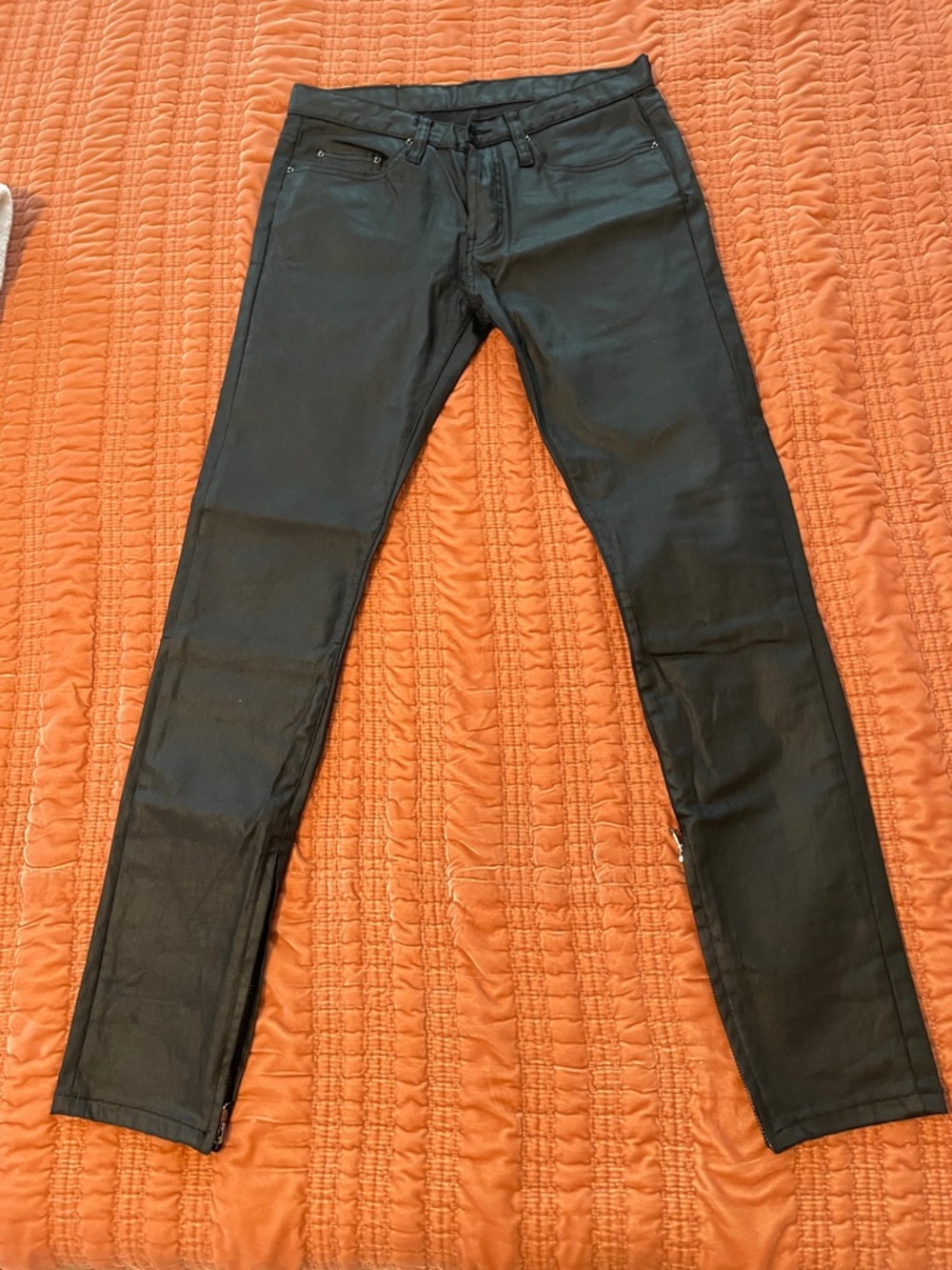MNML Men's Slim Jeans in Black